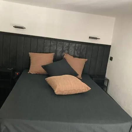 La Casa Di Gigi' * Naples